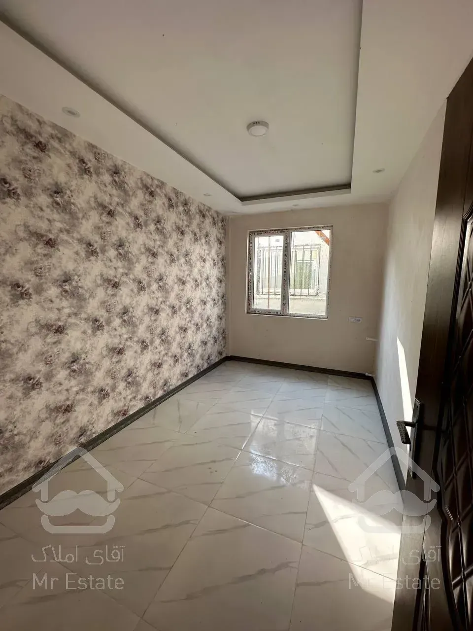 فلت نوساز/روفگاردن/تراس