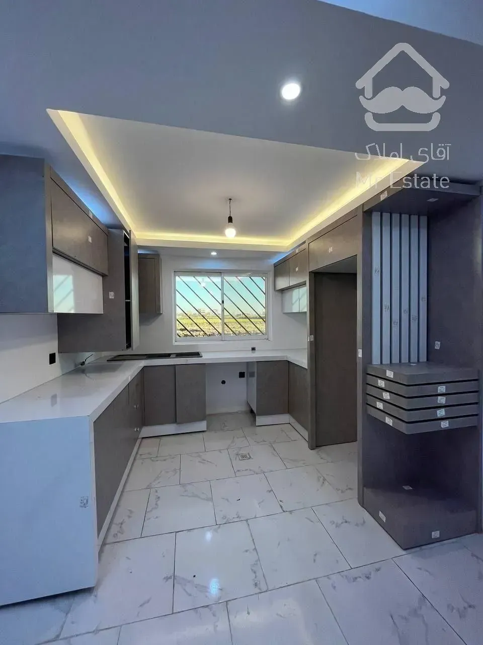 ویلا نوساز/سند تک برگ/ نما آجری