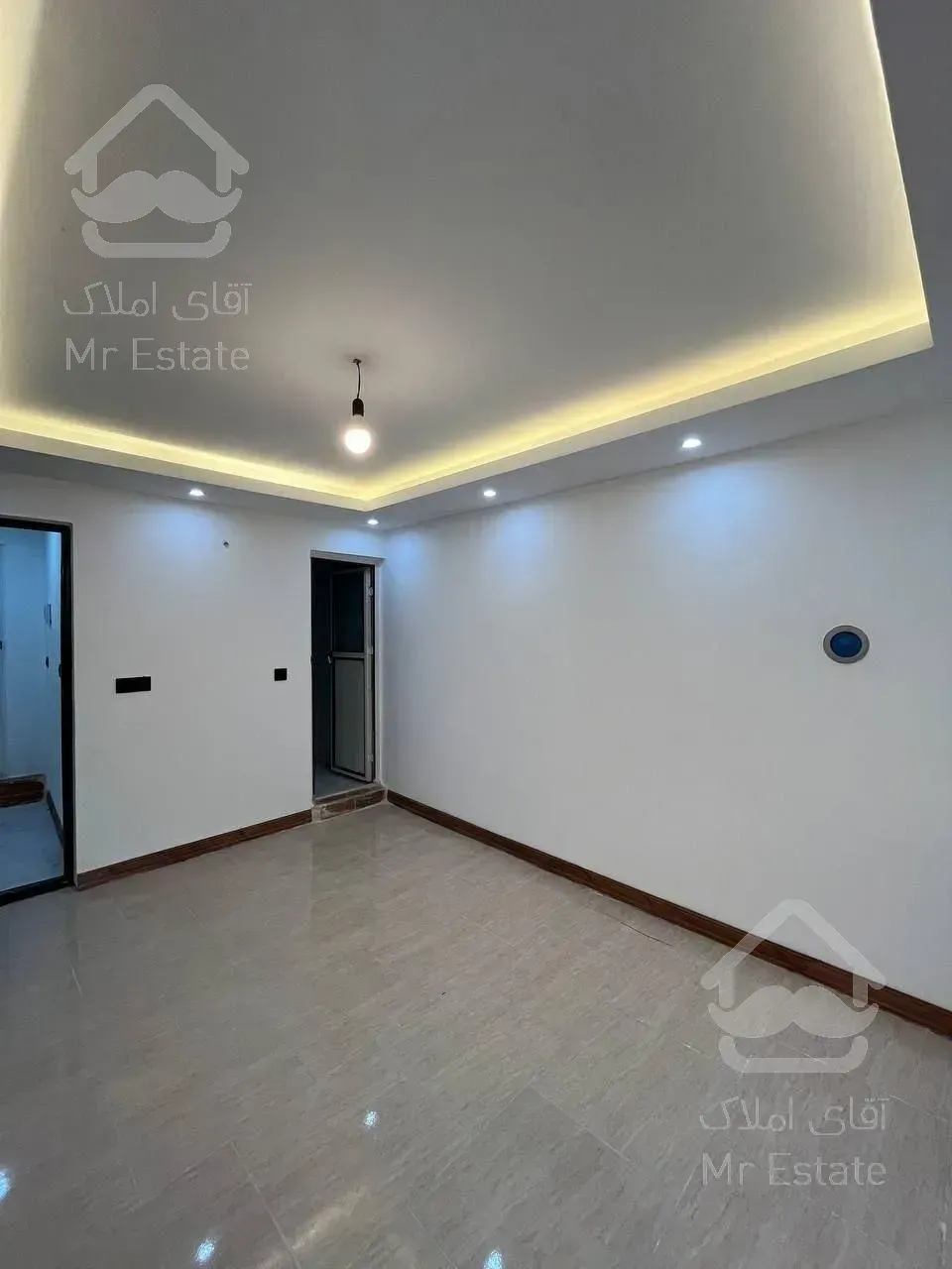 ویلا نوساز/سند تک برگ/ نما آجری