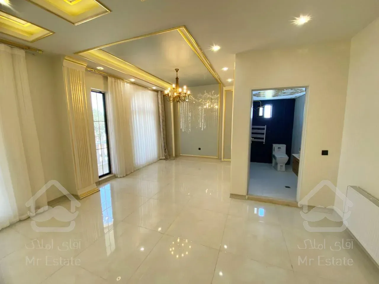 فروش کاخ ویلا ۷۰۰ متری در چمستان