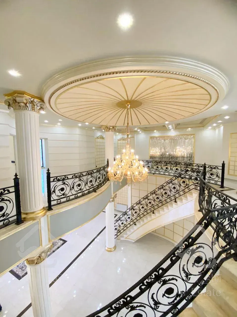 فروش کاخ ویلا ۷۰۰ متری در چمستان