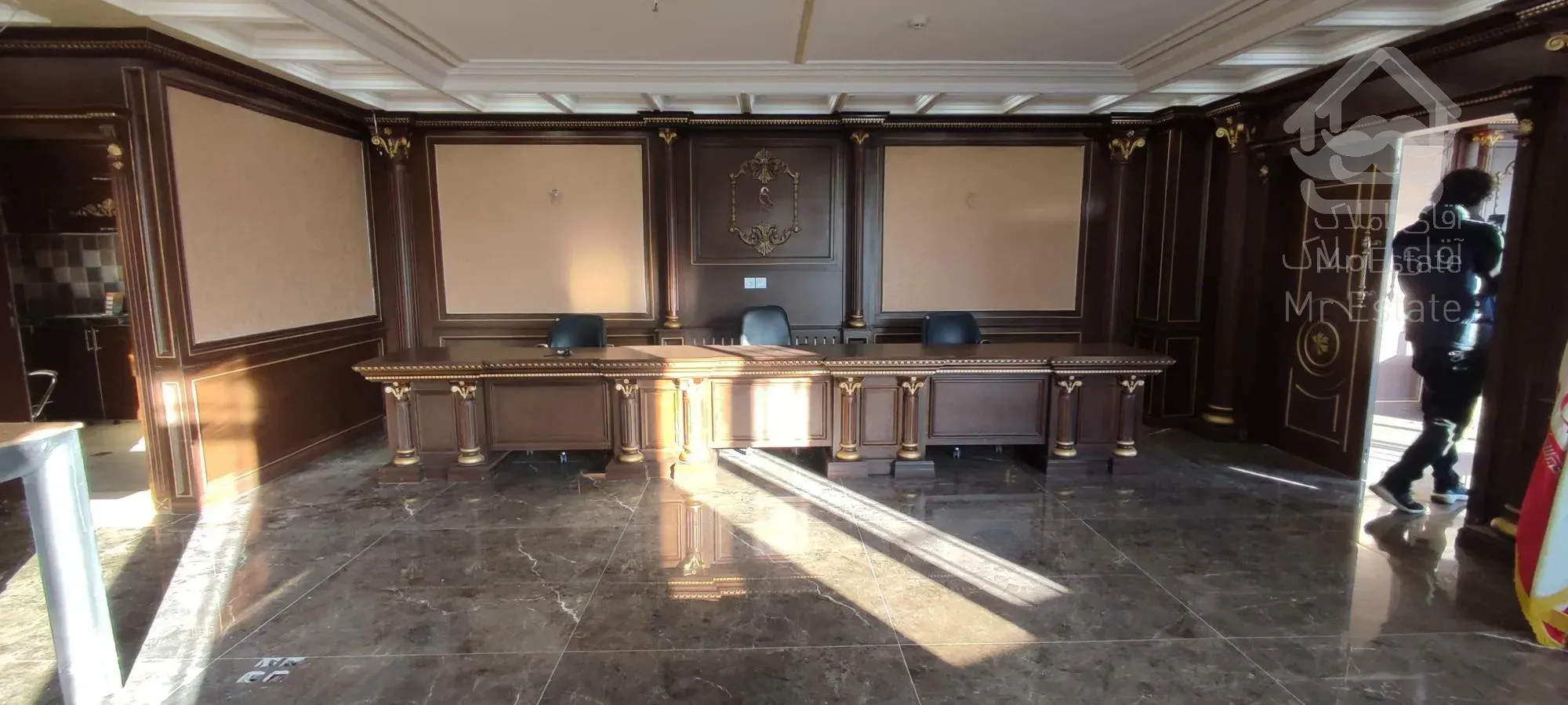 اجاره واحد اداری، تاپ لوکیشن/تابلو خور عالی