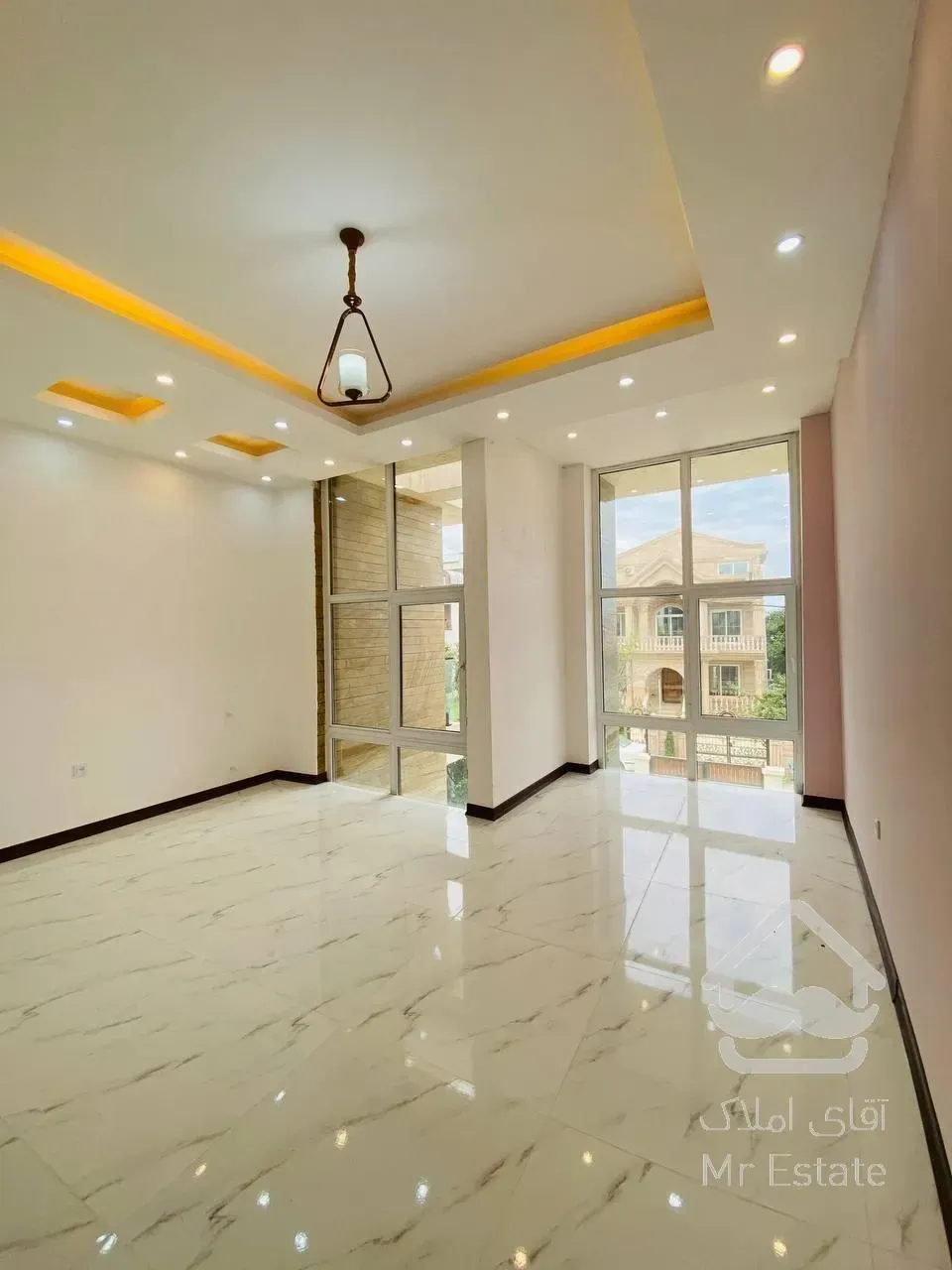 فروش ویلا دوبلکس ۲۷۰ متری در چمستان