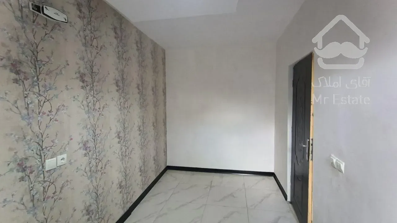 ویلا فلت/۱۳۰ متر زمین/۸۰ متر بنا