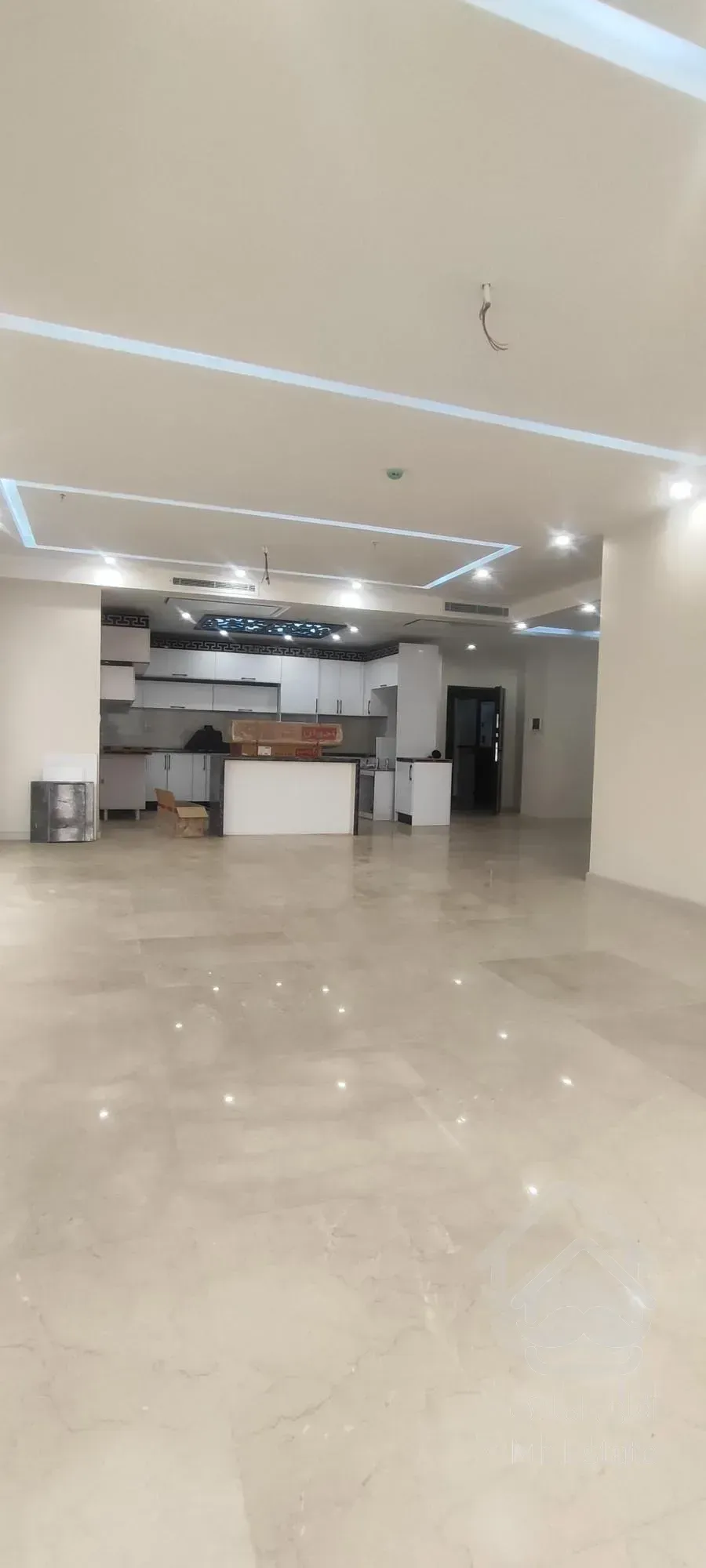 200 متری اوین