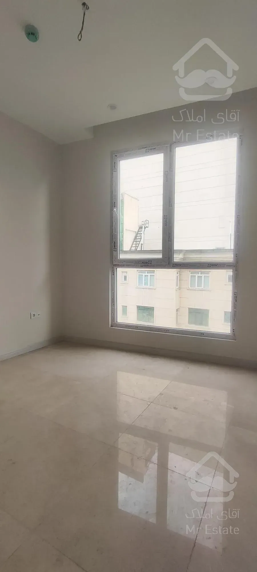 200 متری اوین