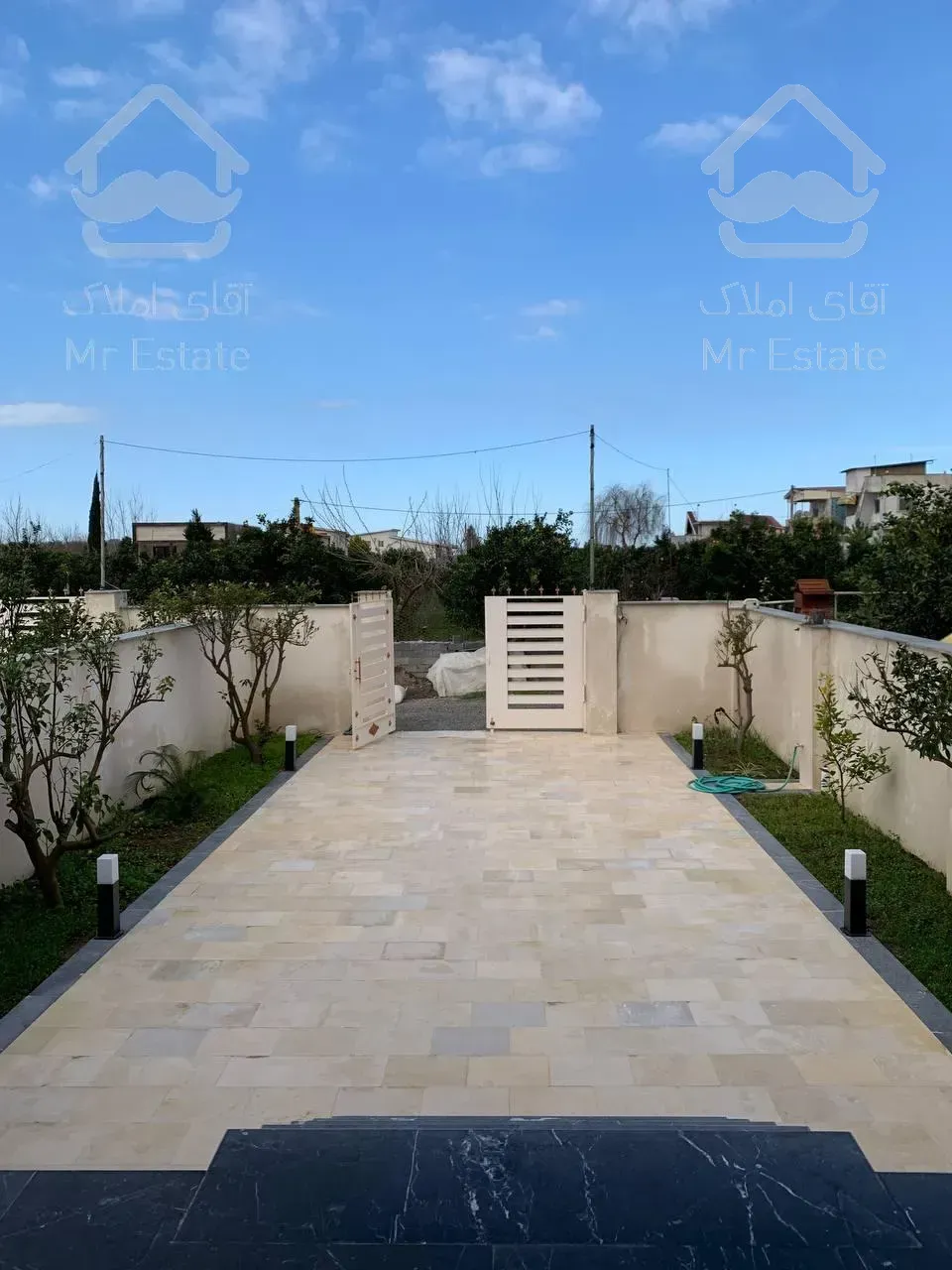 ویلا فلت نما مدرن/مدارک کامل/متریال درجه یک