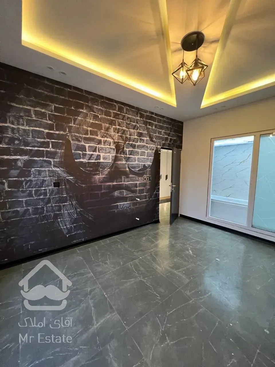 فروش ویلا لاکچری ۲۴۰ متری در چمستان