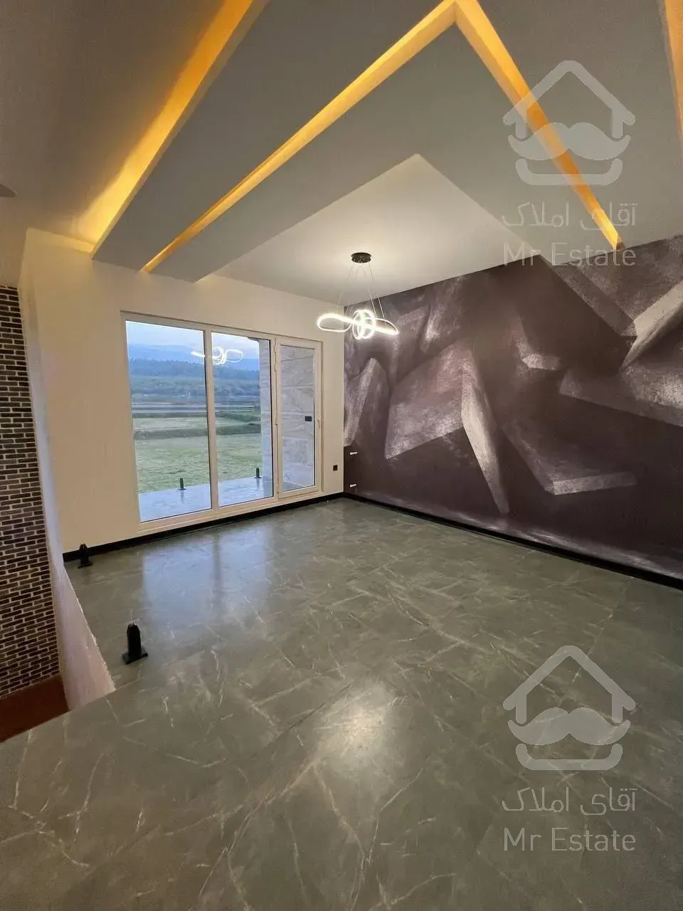 فروش ویلا لاکچری ۲۴۰ متری در چمستان