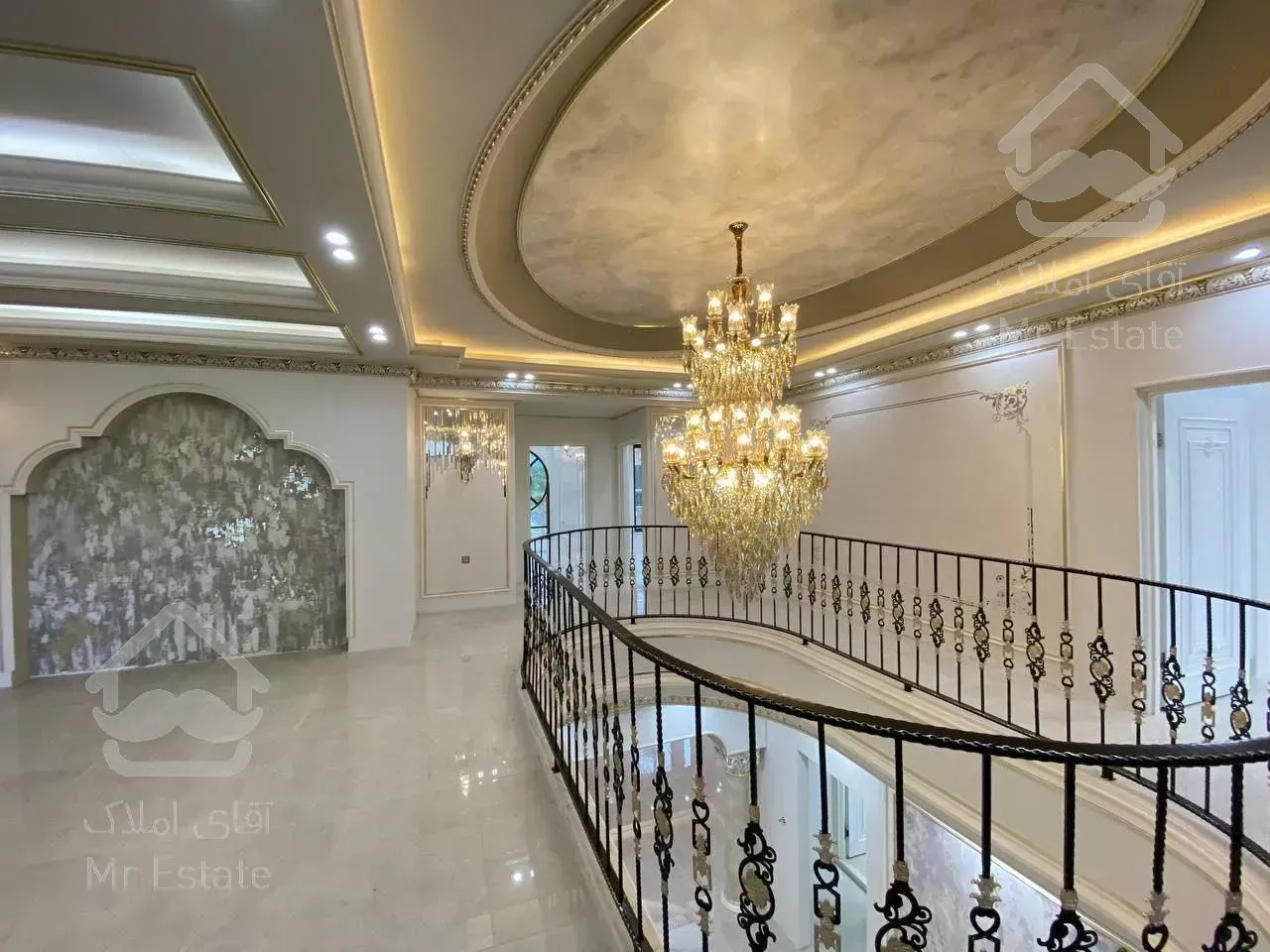فروش کاخ ویلا ۷۰۰ متری در چمستان