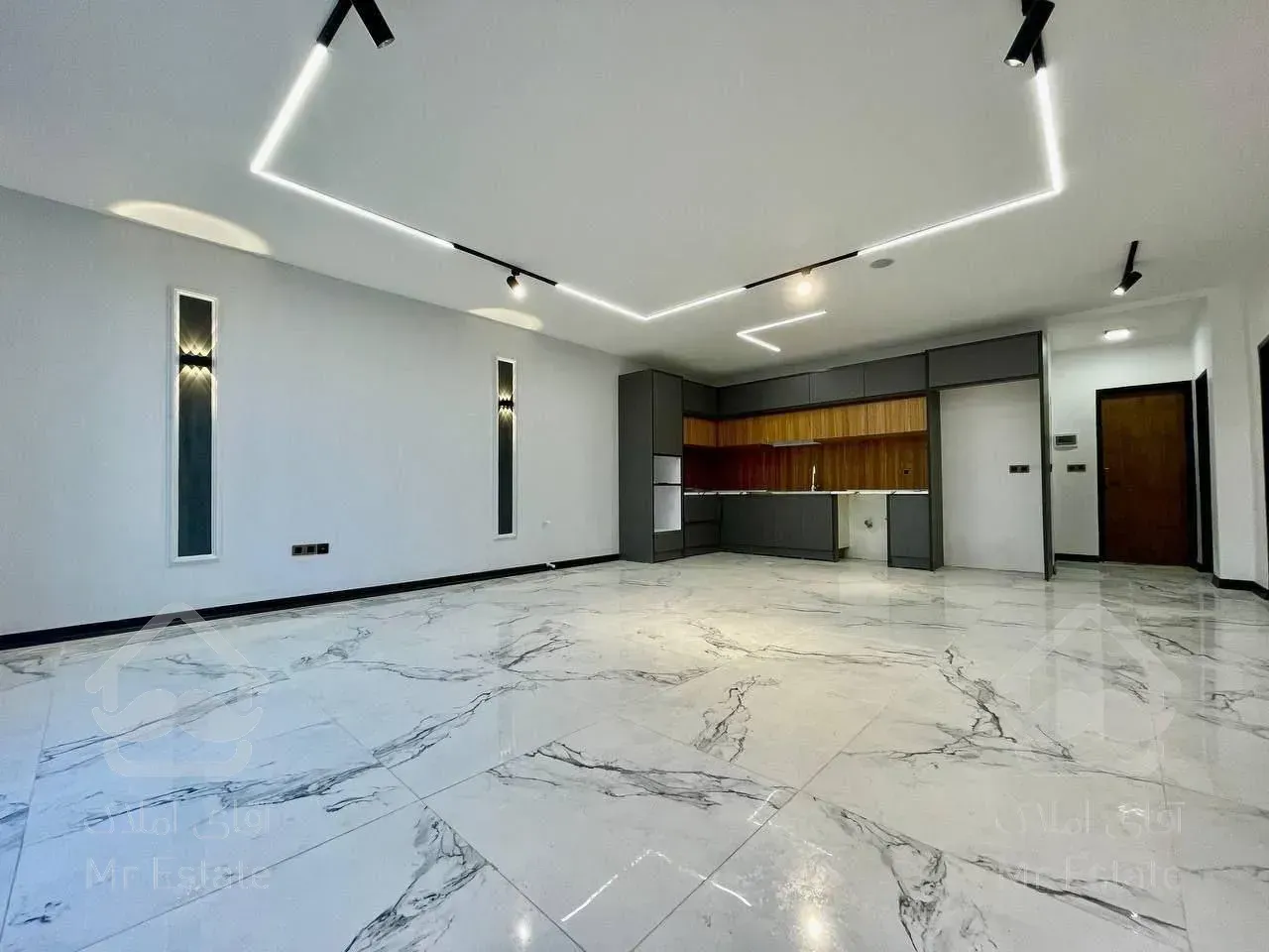 فروش ویلا فلت ۳۰۰ متری در چمستان