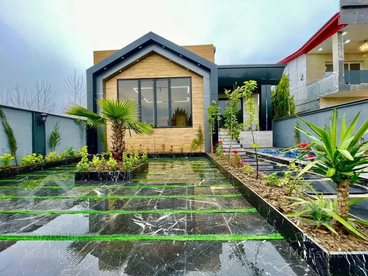 فروش ویلا فلت ۳۰۰ متری در چمستان