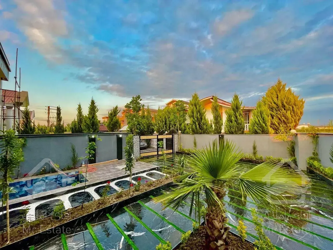 فروش ویلا فلت ۳۰۰ متری در چمستان