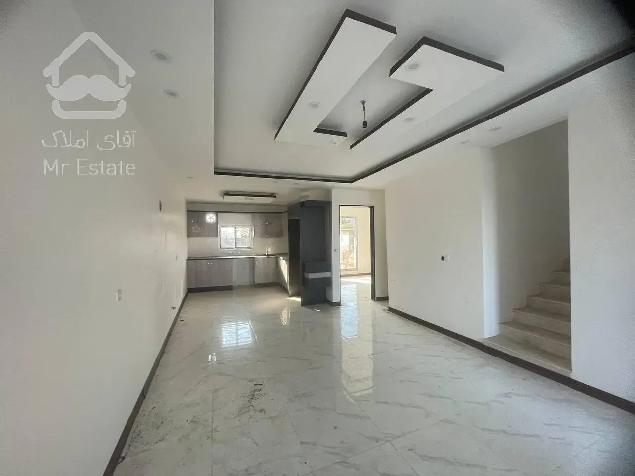 ویلا نیم پیلوت/قرارداد محضری/شخصی ساز