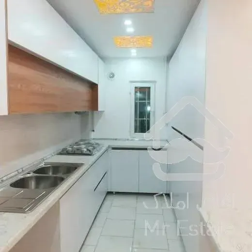 پردیس فاز۱۱ طبقه ۹ جنوب غربی عرصه تسویه بدون مشرف