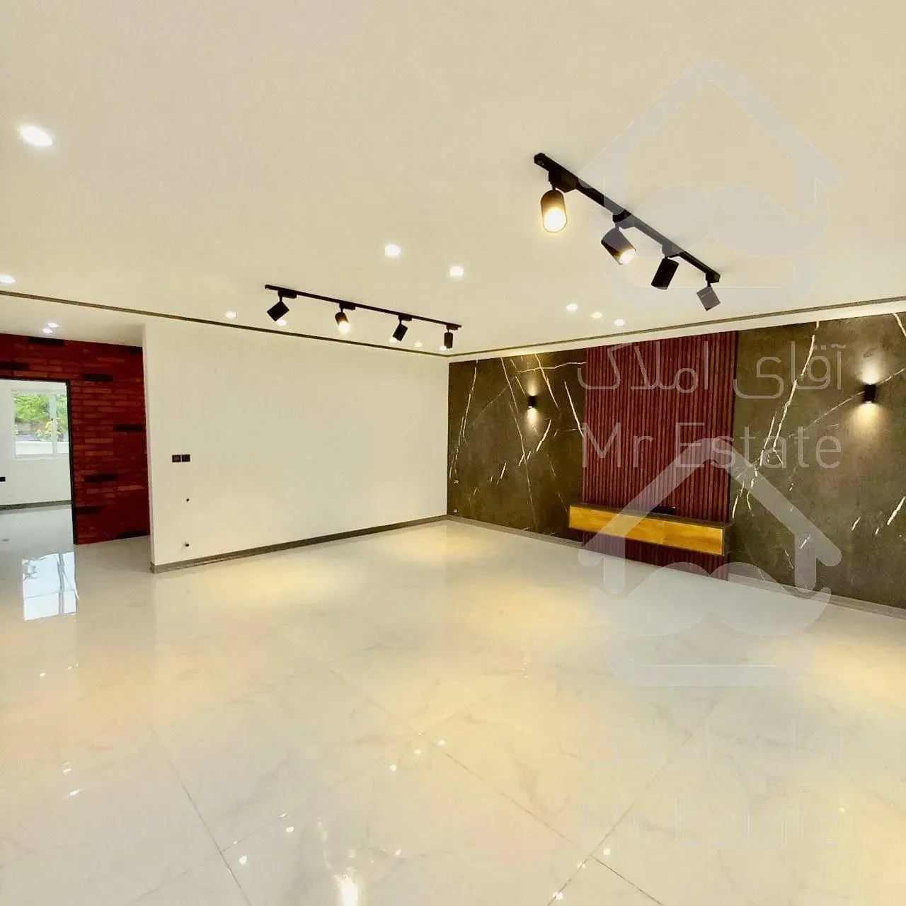 فروش فلت مدرن ۲۲۰ متری در چمستان