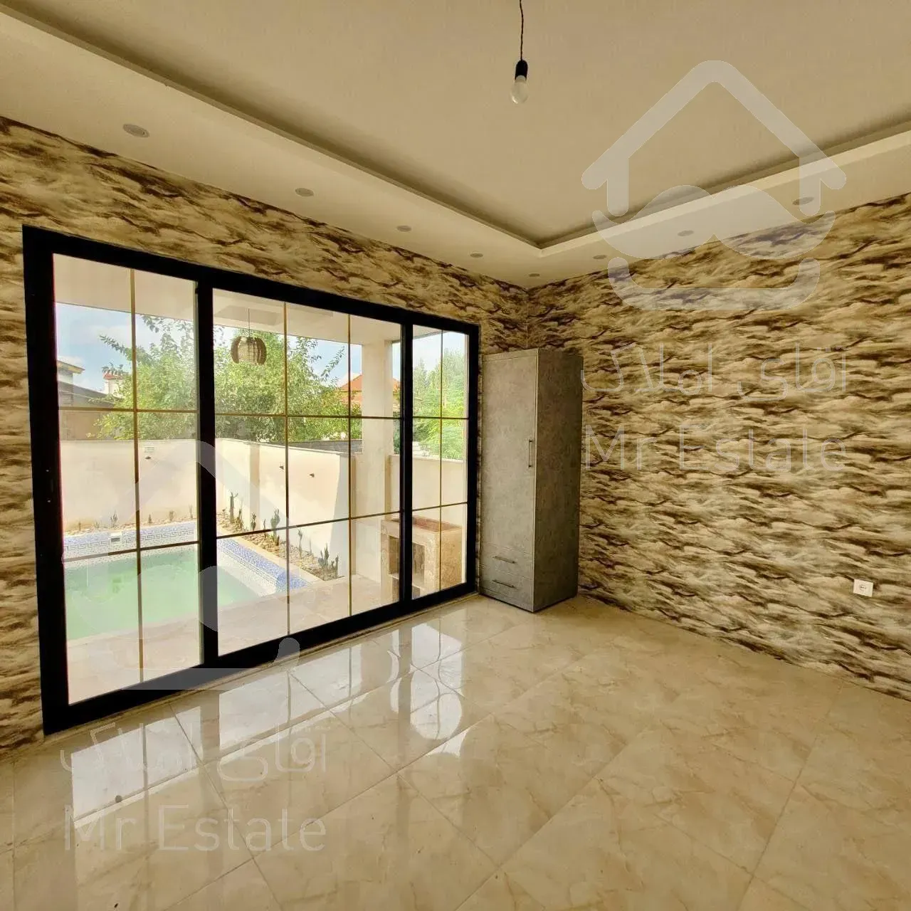 فروش ویلا همکف ۲۵۰ متری در چمستان