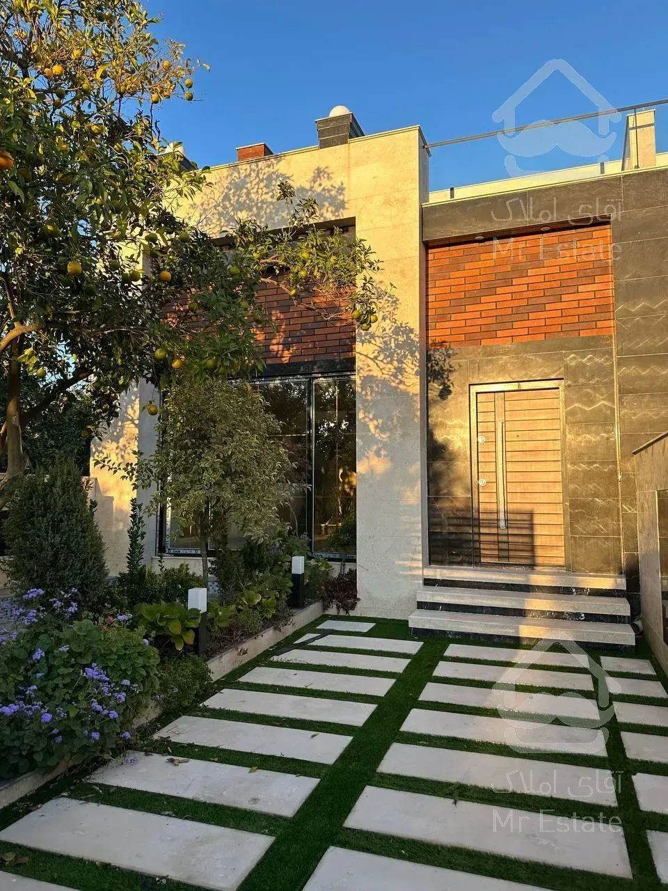 ویلا استخردار/روفگاردن/مدارک تکمیل