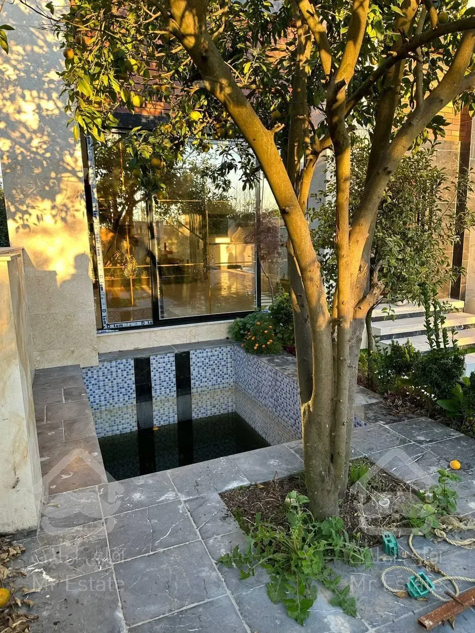 ویلا استخردار/روفگاردن/مدارک تکمیل