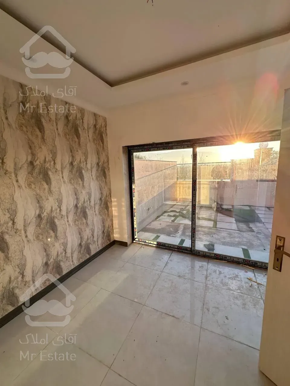 ویلا استخردار/روفگاردن/مدارک تکمیل