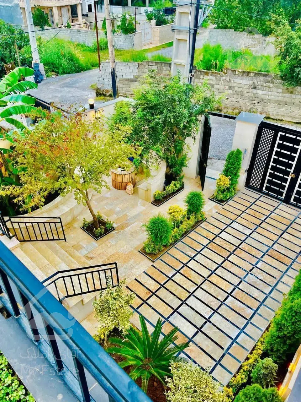 فروش ویلا تریبلکس ۲۵۰ متری در چمستان