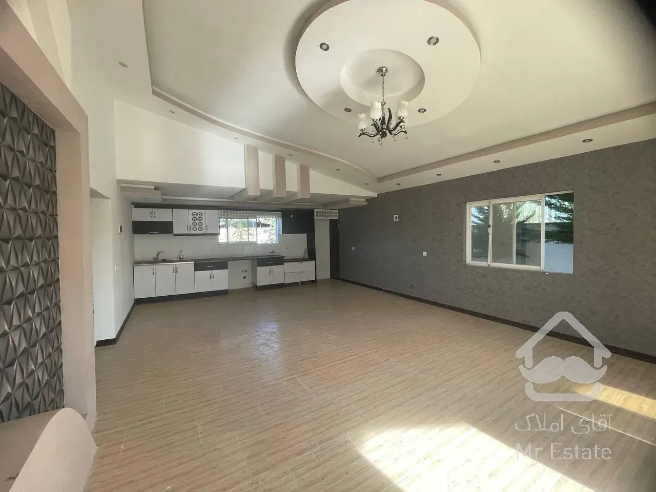 ویلا استخردار/سند تکبرگ/پروانه و پایان کار