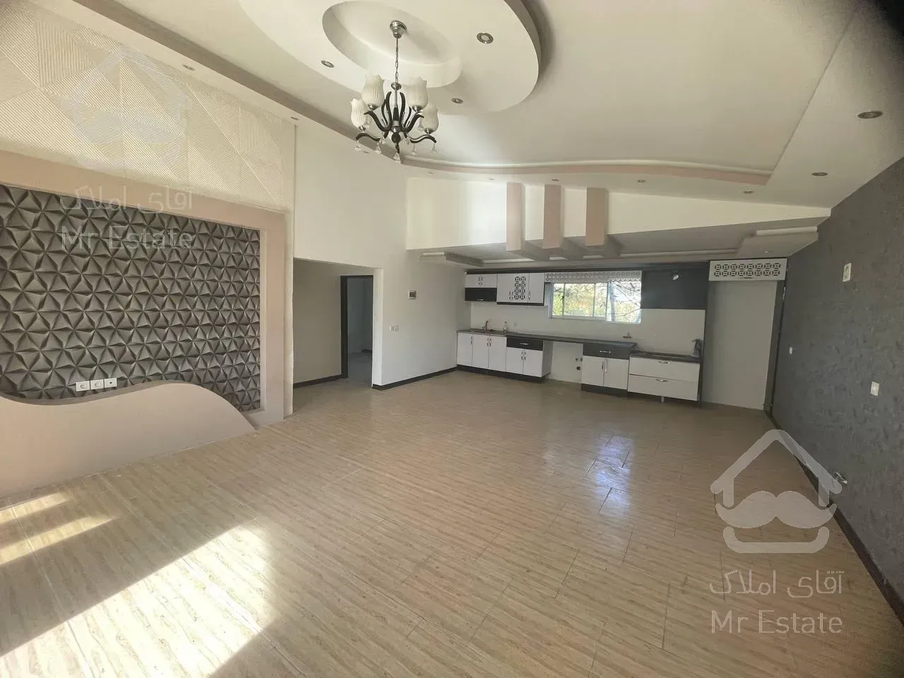 ویلا استخردار/سند تکبرگ/پروانه و پایان کار