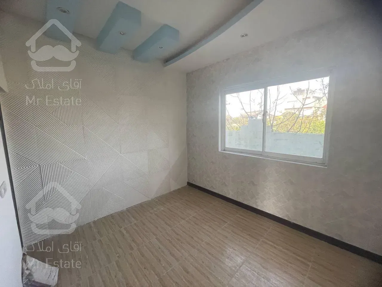 ویلا استخردار/سند تکبرگ/پروانه و پایان کار