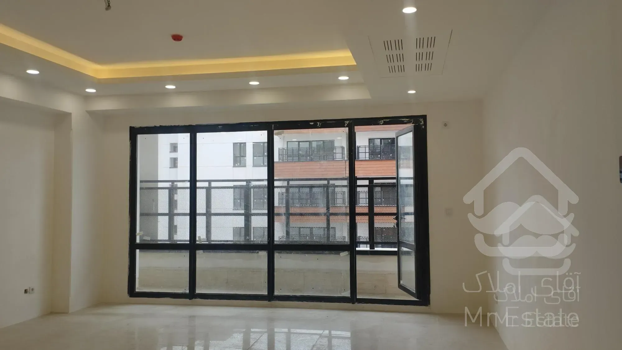 آپارتمان دوخوابه زعفرانیه