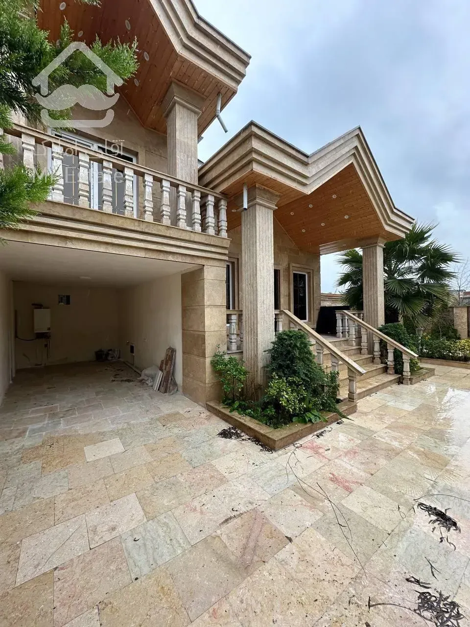 ویلا نیم پیلوت/سند ششدانگ/استخر/سونا/جکوزی