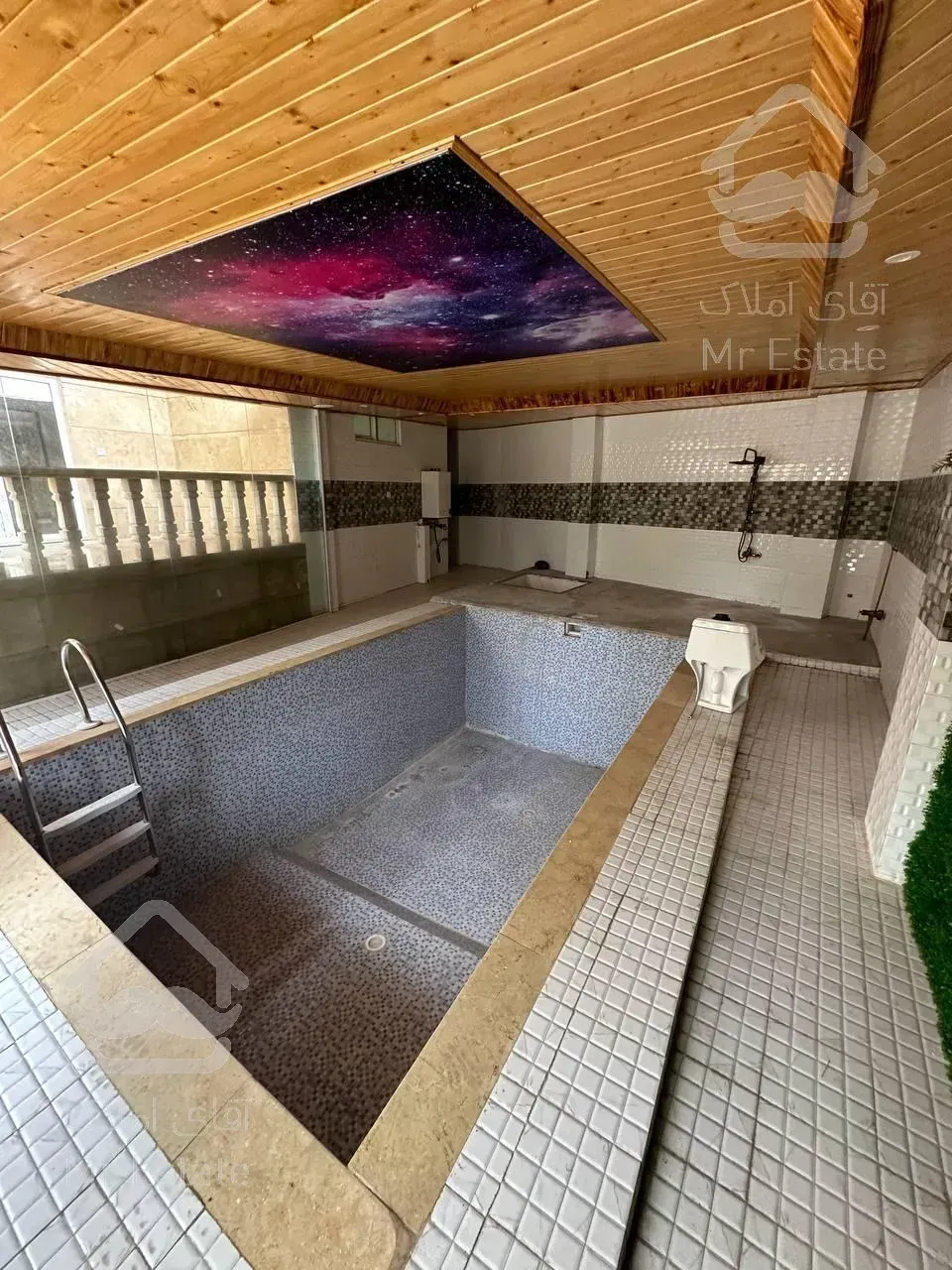 ویلا نیم پیلوت/سند ششدانگ/استخر/سونا/جکوزی