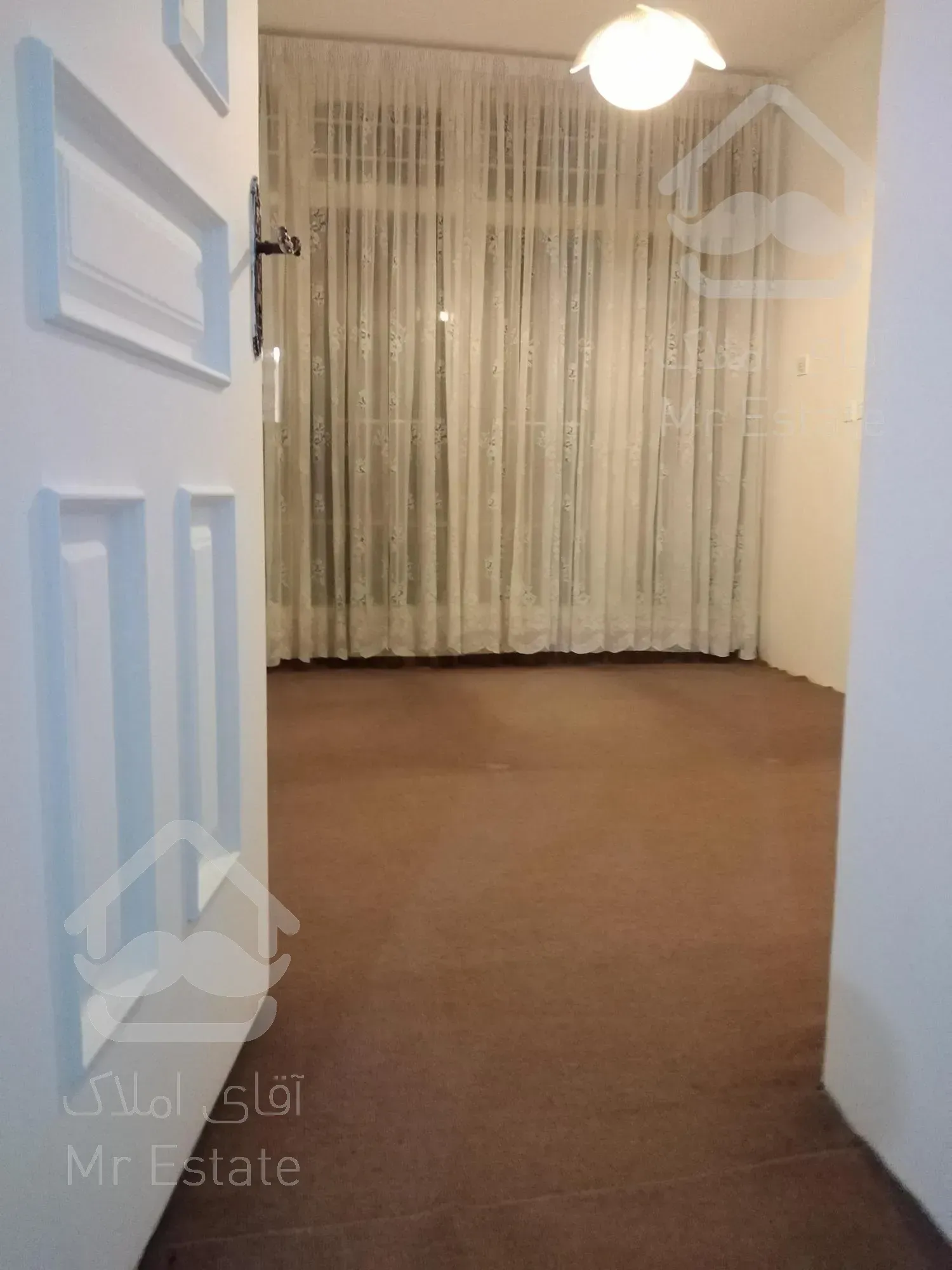 آپارتمان حیات دار