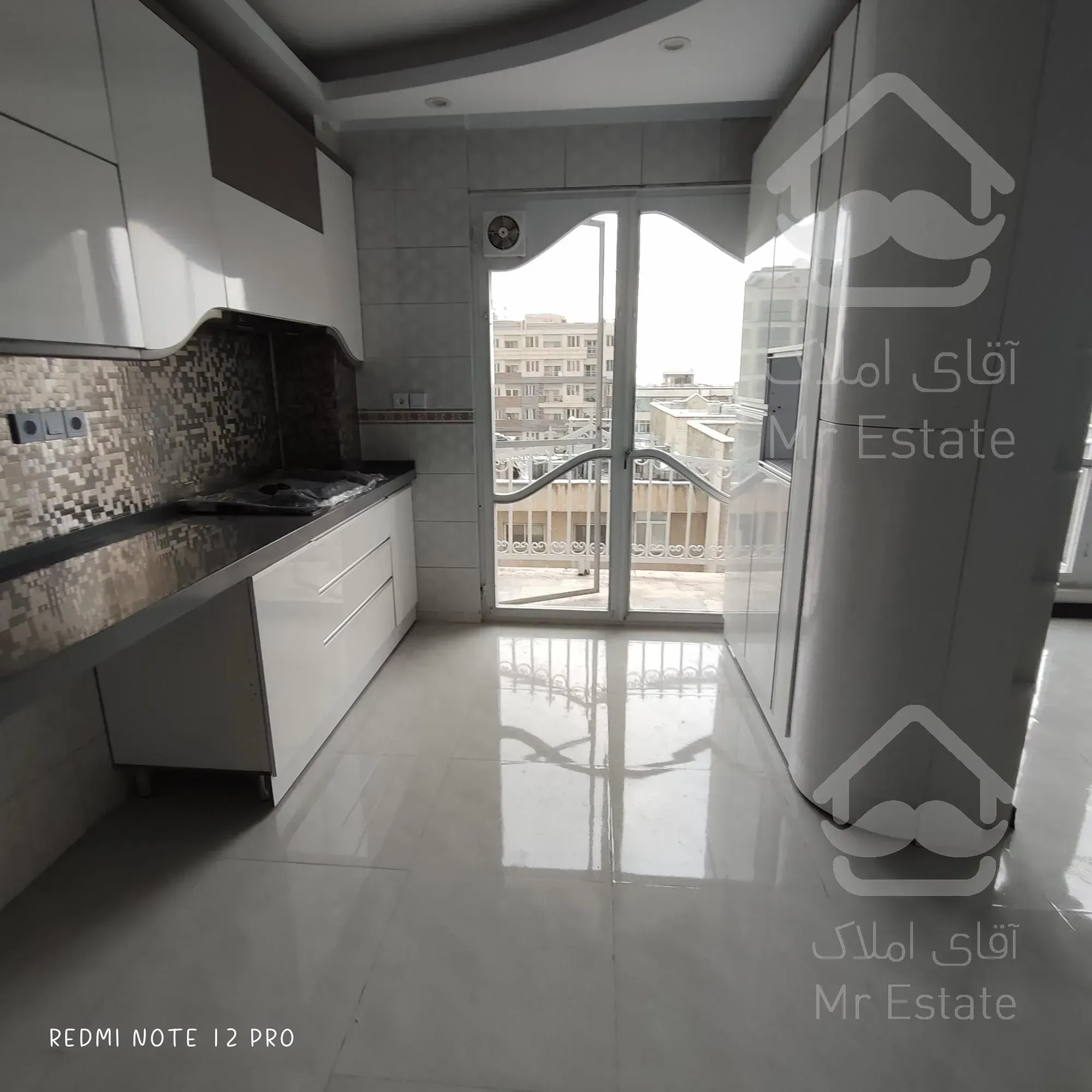 شهرک غرب ۱۴۵متر ۳خواب خوش نقشه تاپ لوکیشن