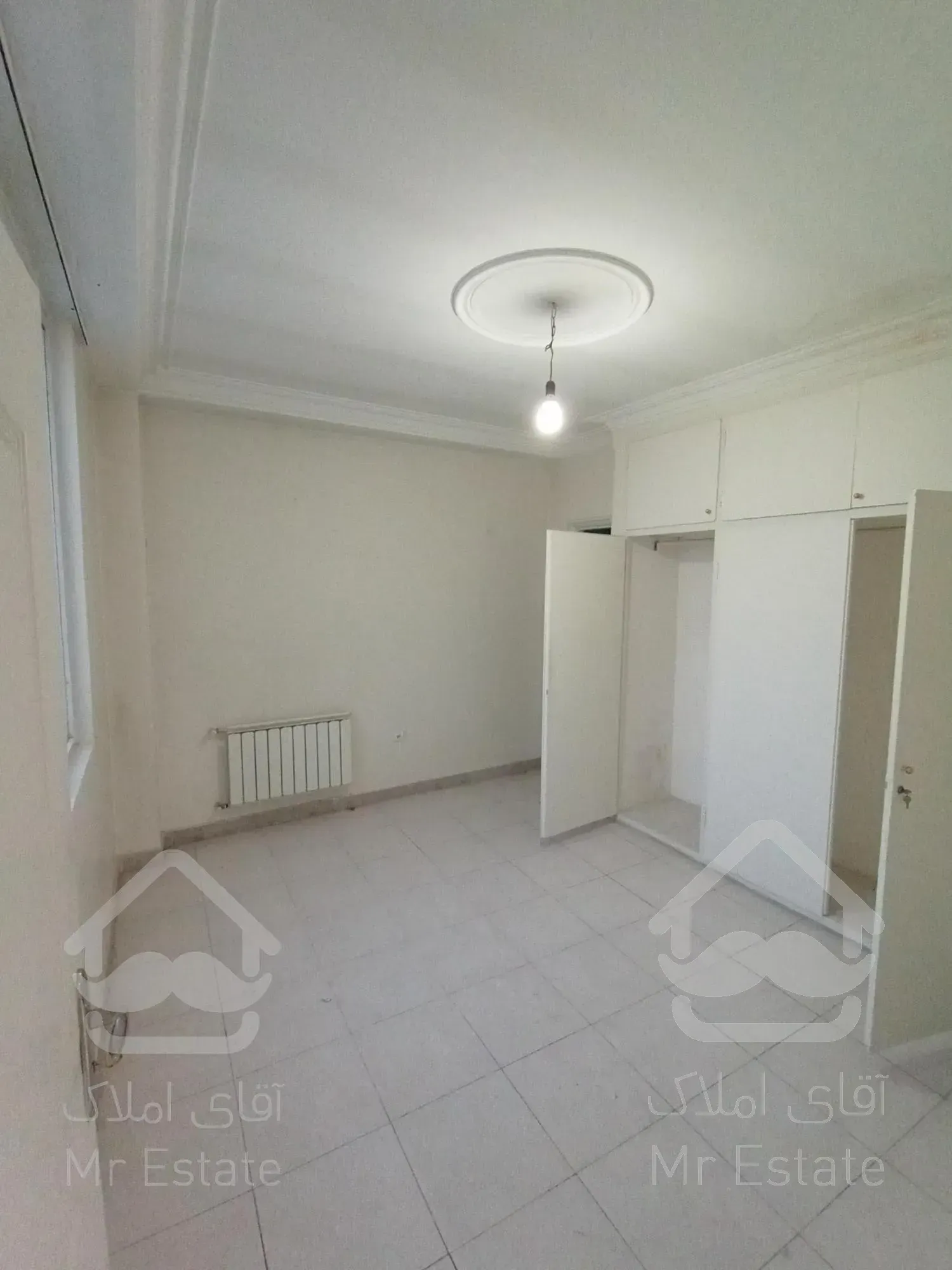 ۱۲۰متر دو خوابه طبقه سوم با دو پارکینگ