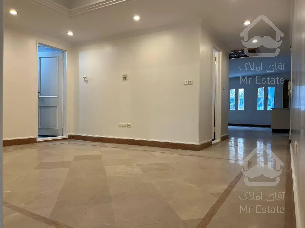 آپارتمان ۲۰۰ متر کامرانیه شمالی