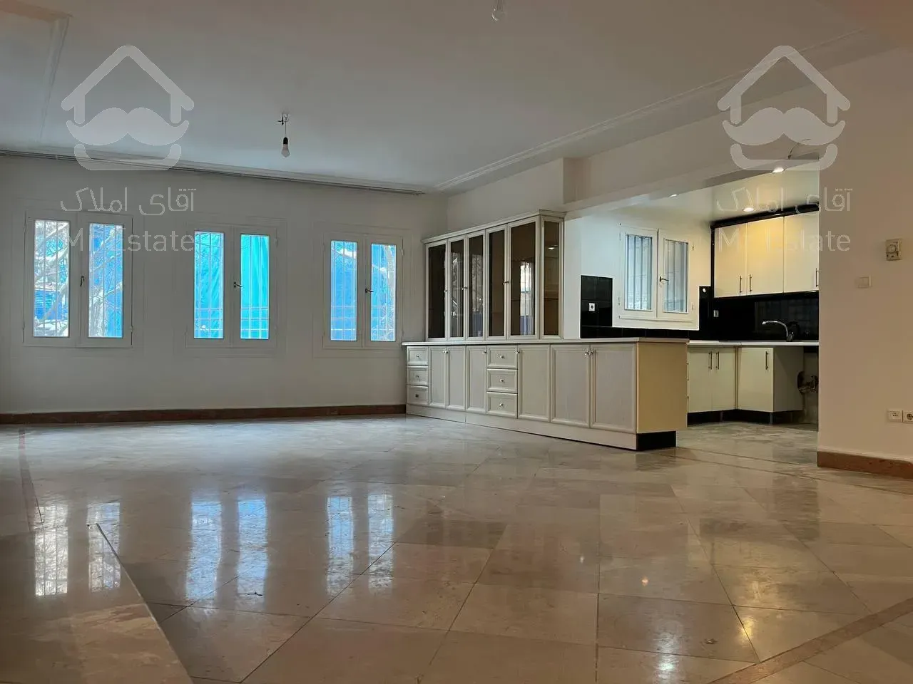 آپارتمان ۲۰۰ متر کامرانیه شمالی