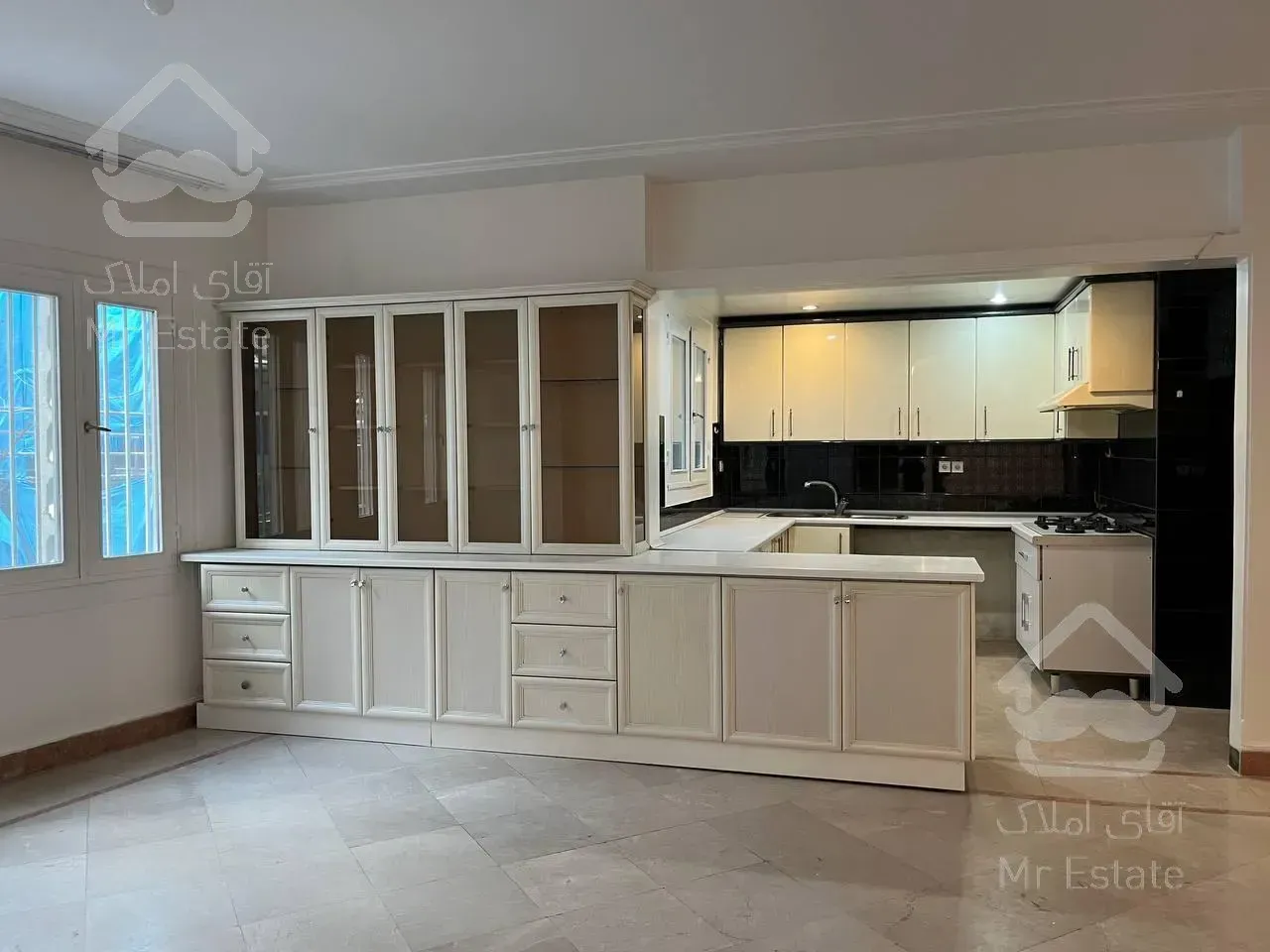 آپارتمان ۲۰۰ متر کامرانیه شمالی