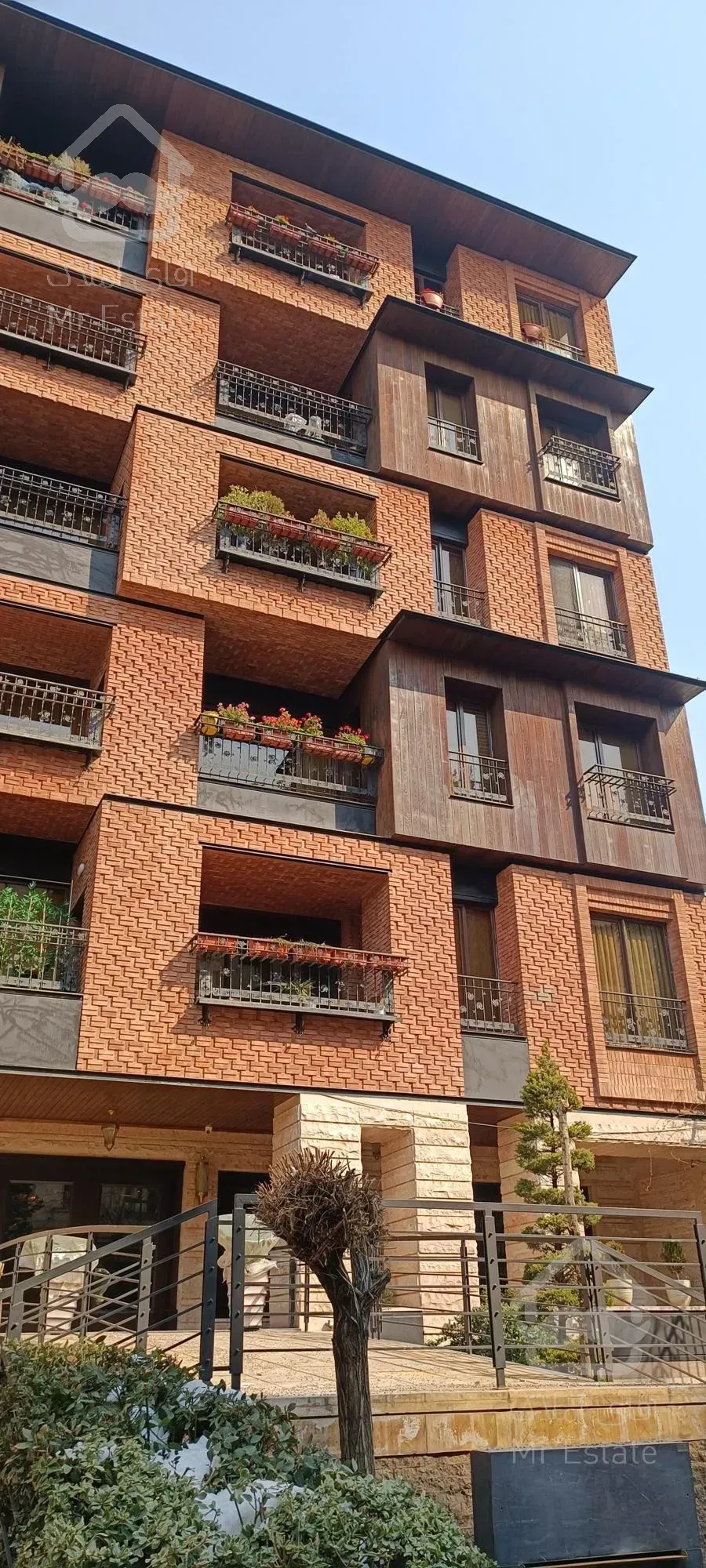 موقعیت اداری ۱۲۵ متر /تاپ لوکیشن اداری