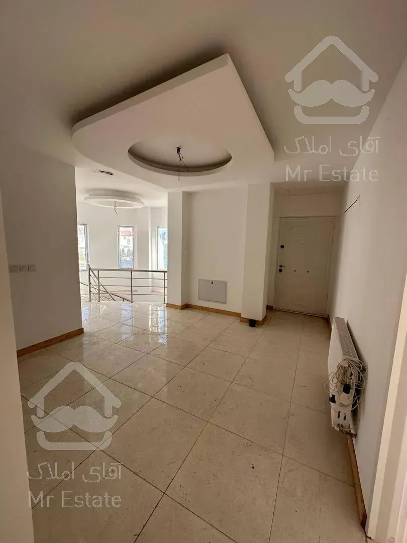 دوبلکس خوش نقشه با مدارک کامل قرارداد محضری