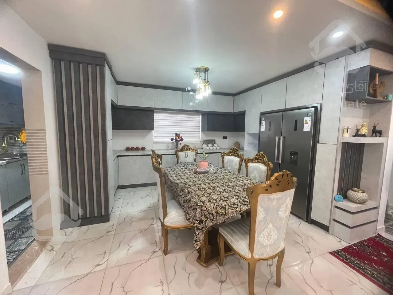 ویلا فلت مدرن/ زیر قیمت/ منطقه سرسبز