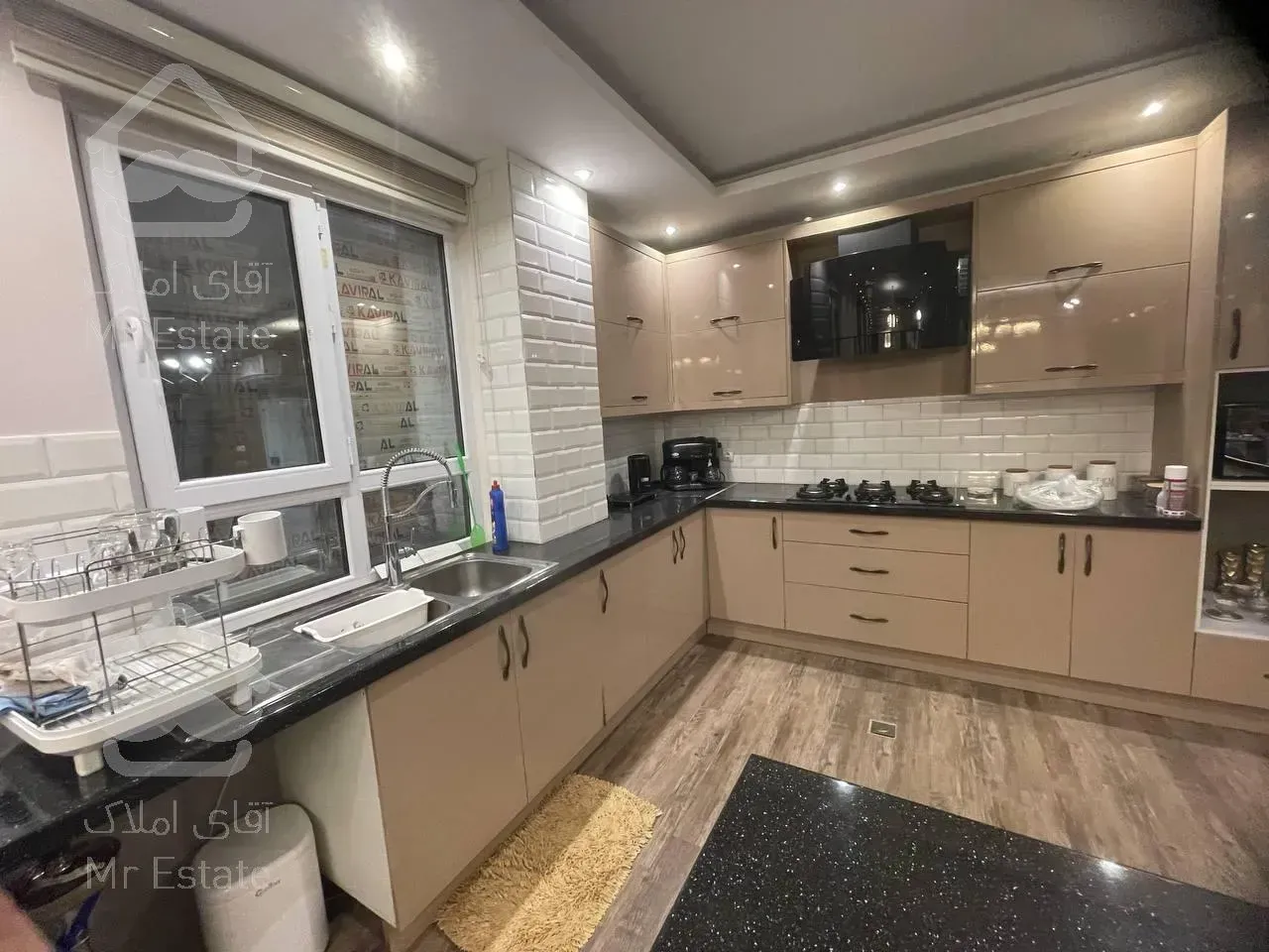 ویلاتریبلکس لاکچری با موقعیت اکازیون