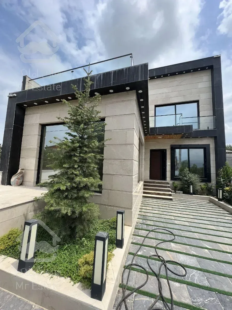 دوبلکس استخردار/نوساز کلیدنخورده