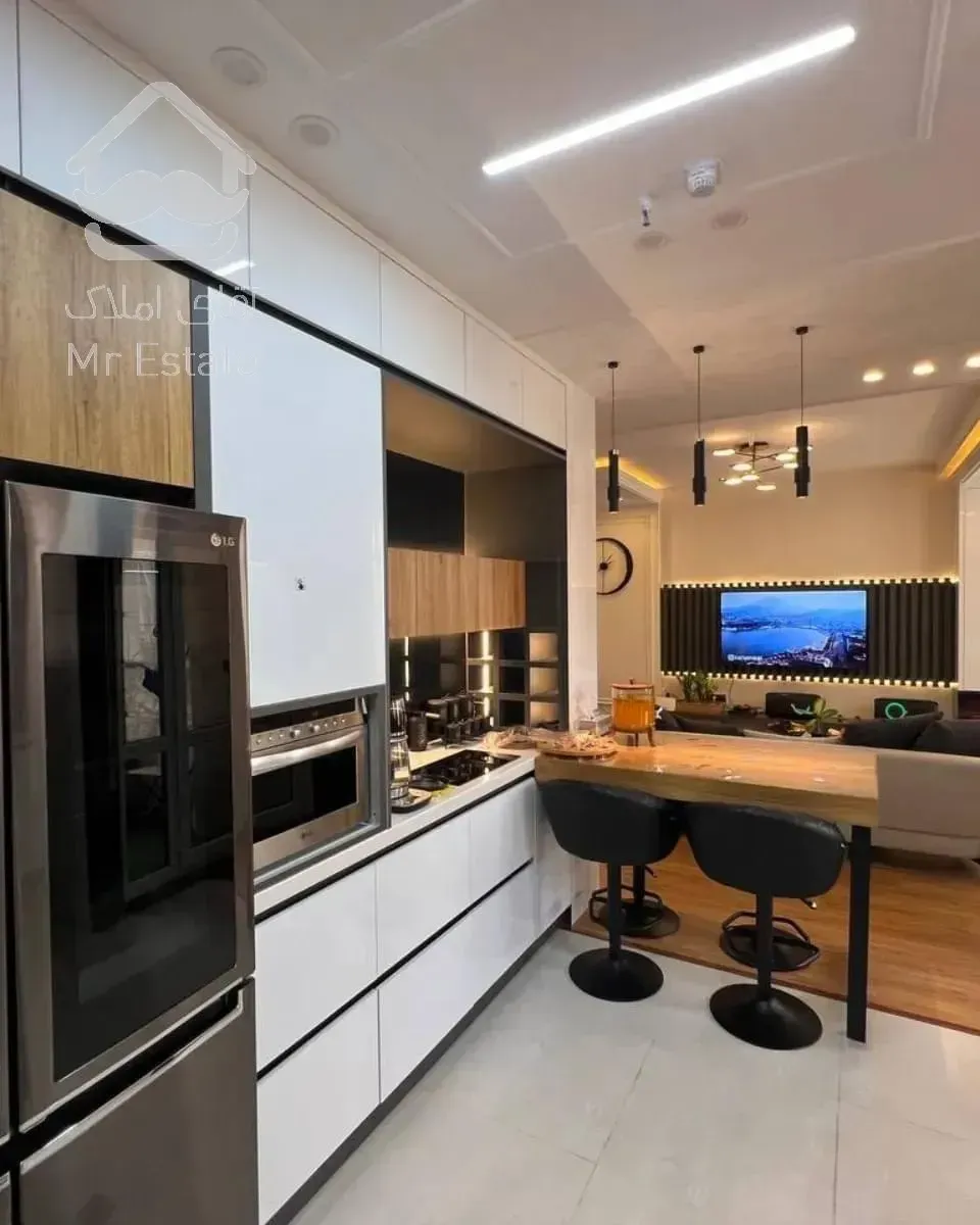 شهرک غرب ۱۳۰متر ۳خواب