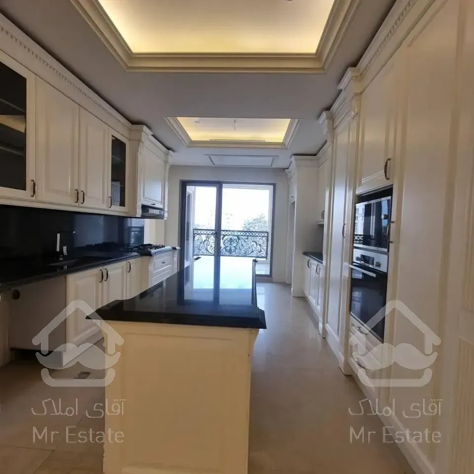 شهرک غرب ۱۳۰متر ۳خواب