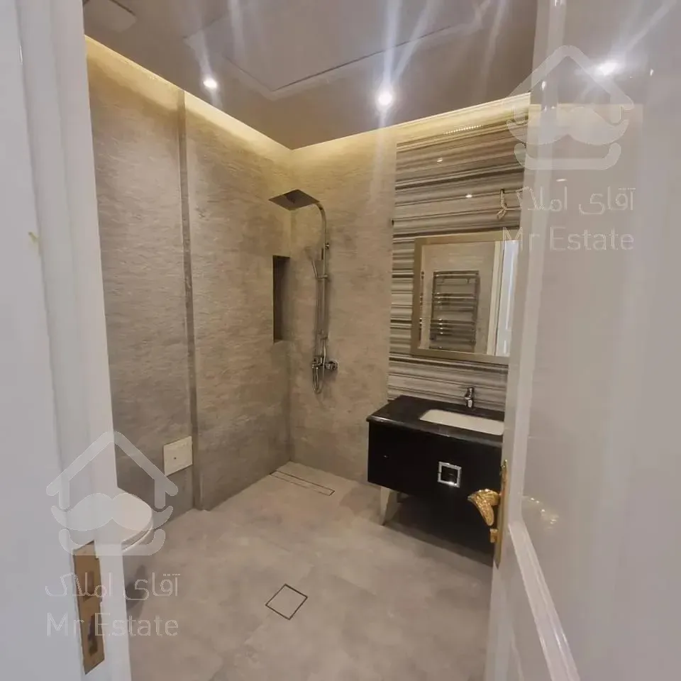 شهرک غرب ۱۳۰متر ۳خواب