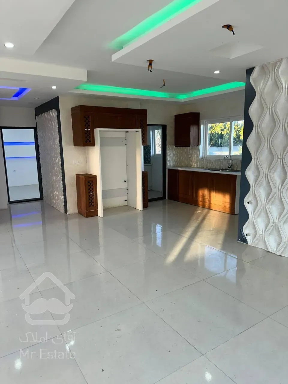 ویلا باغ680متری استخر/آبنما/آلاچیق/تراس/حیاط سرسبز