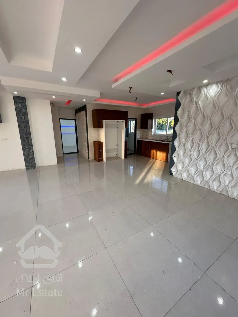 ویلا باغ680متری استخر/آبنما/آلاچیق/تراس/حیاط سرسبز