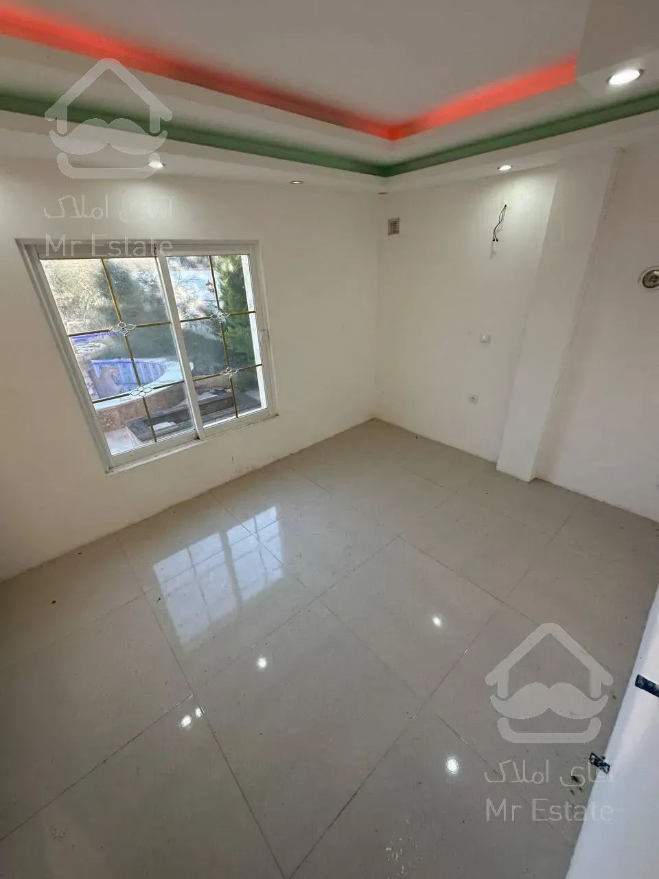 ویلا باغ680متری استخر/آبنما/آلاچیق/تراس/حیاط سرسبز