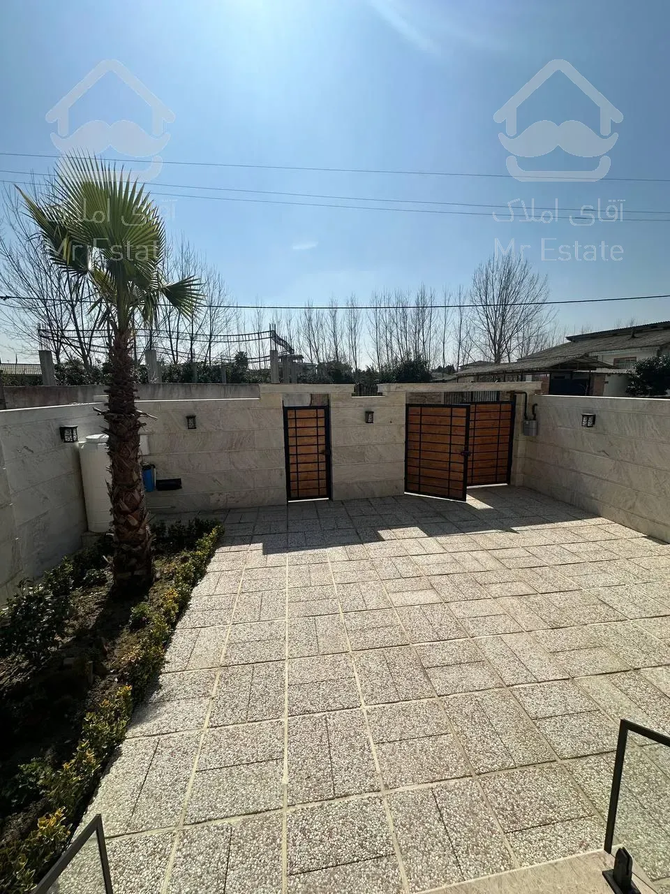 دوبلکس استخردار/سند تکبرگ/روف گاردن