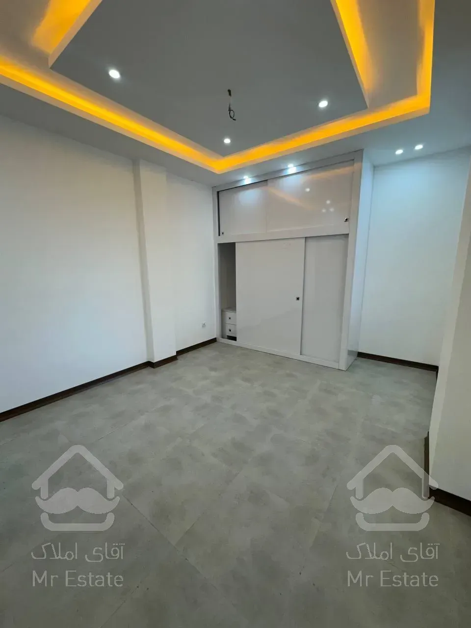 دوبلکس استخردار/سند تکبرگ/روف گاردن